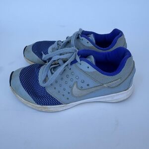 Nike Kids Blue and Gray Sneakers